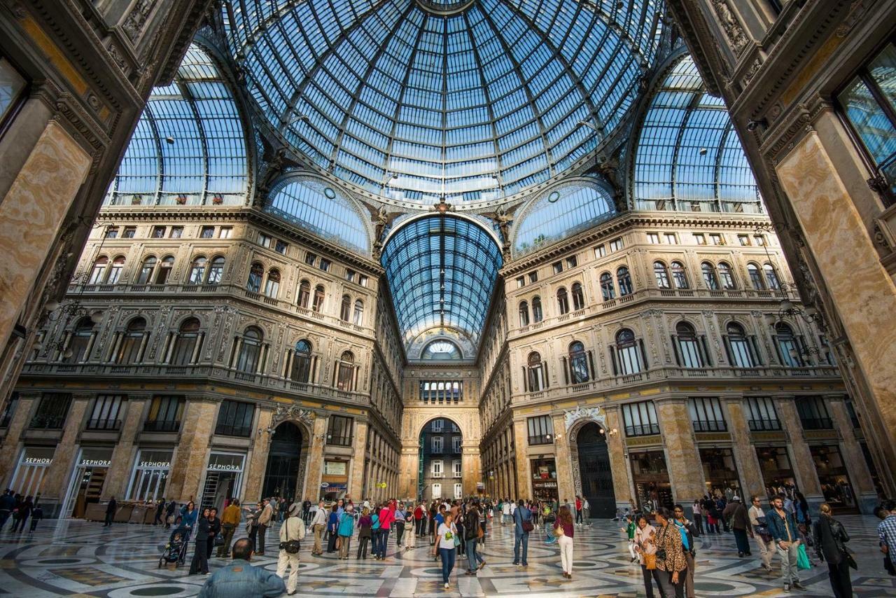 Apartment Galleria Umberto I Neapel
